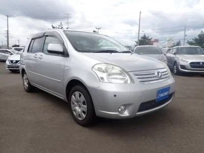 Toyota RAUM