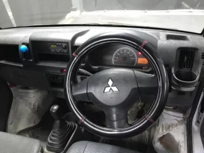 Mitsubishi MINICAB TRUCK