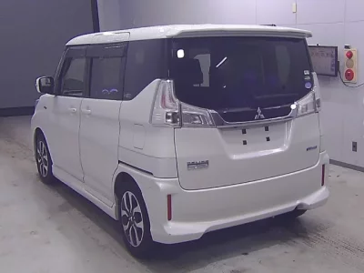 Mitsubishi DELICA D2