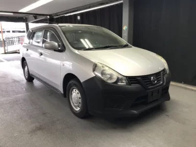 Nissan AD