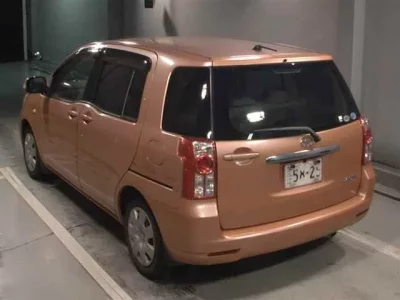 Toyota RAUM
