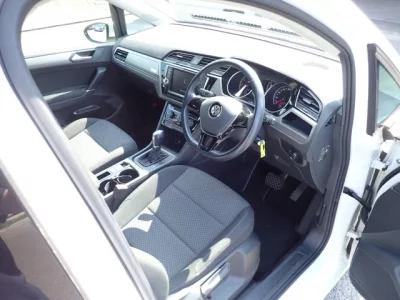 Volkswagen GOLF TOURAN