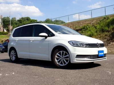 Volkswagen GOLF TOURAN