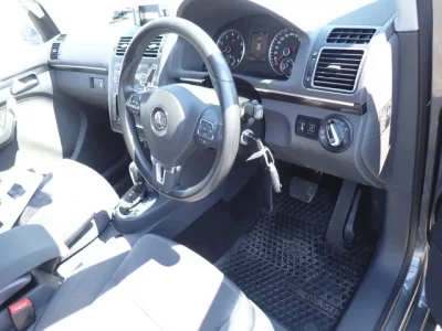 Volkswagen GOLF TOURAN