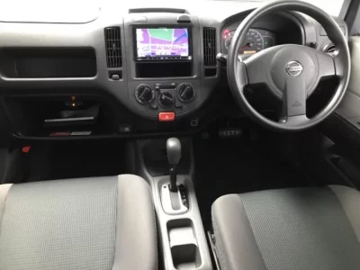 Nissan AD