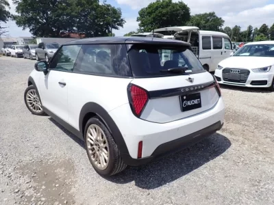BMW MINI