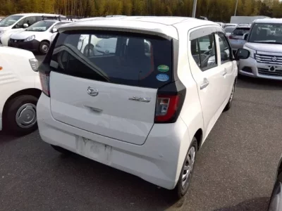 Daihatsu MIRA E S
