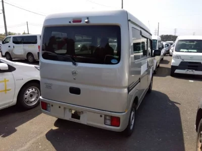Nissan CLIPPER VAN