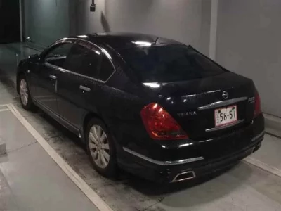 Nissan TEANA