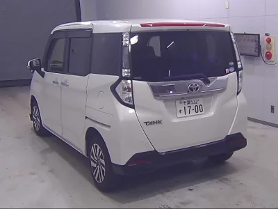 Toyota TANK
