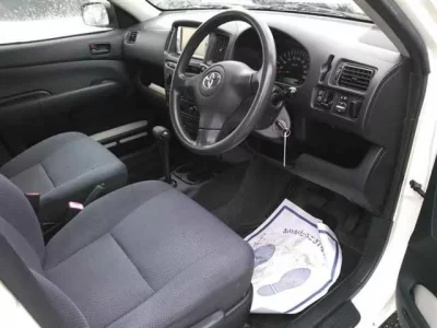 Toyota SUCCEED