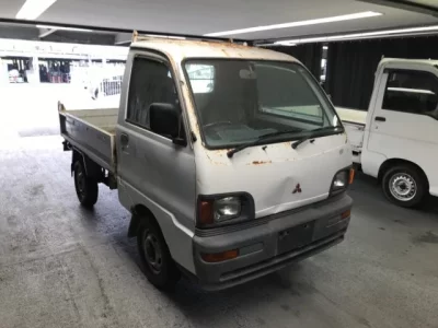 Mitsubishi MINICAB TRUCK