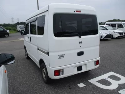Nissan CLIPPER VAN