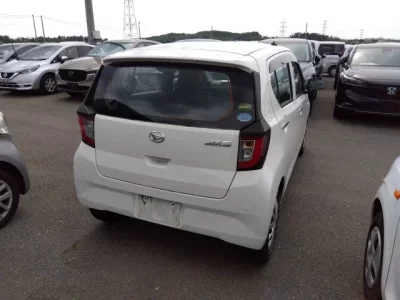 Daihatsu MIRA E S
