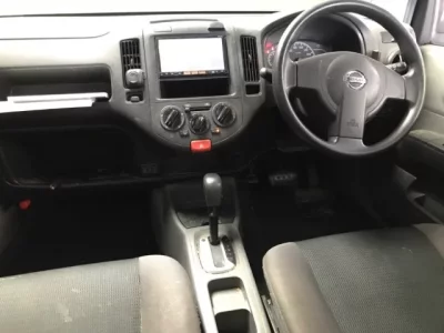 Nissan AD