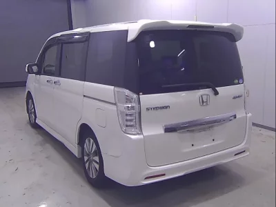 Honda STEP WAGON