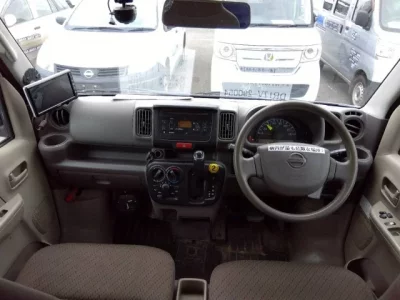 Nissan CLIPPER VAN