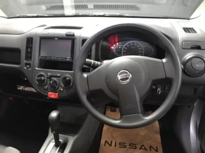 Nissan AD