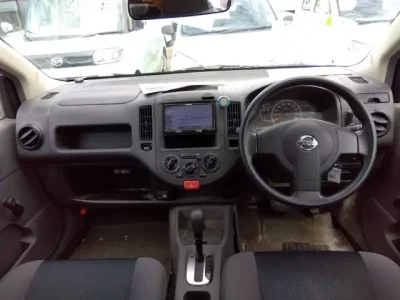 Nissan AD