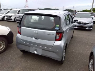 Daihatsu MIRA E S