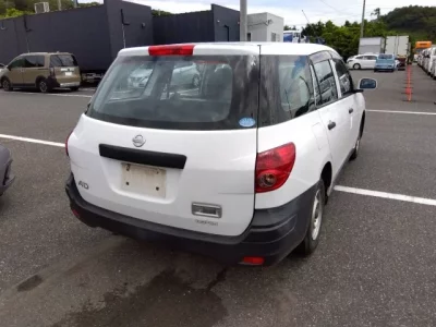Nissan AD