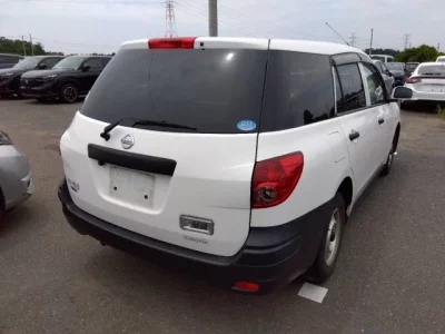 Nissan AD