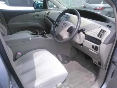 Toyota ESTIMA HYBRID