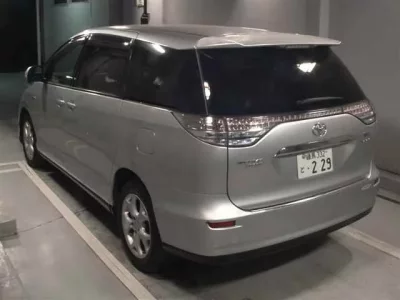 Toyota ESTIMA HYBRID