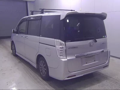 Honda STEP WAGON
