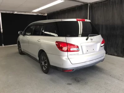 Nissan WINGROAD
