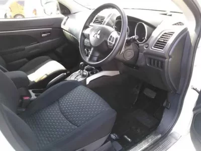 Mitsubishi RVR
