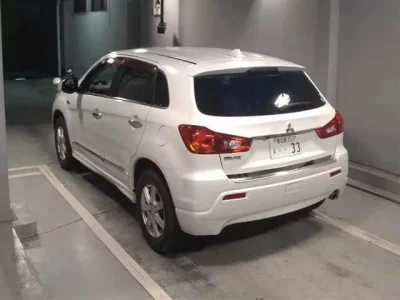 Mitsubishi RVR