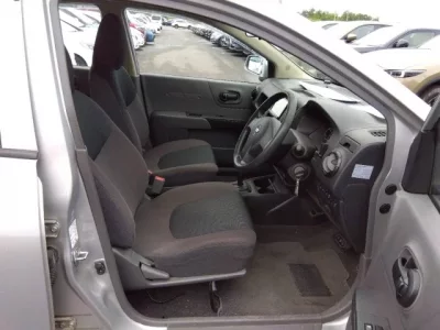 Nissan AD