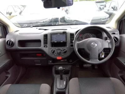 Nissan AD
