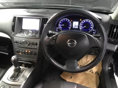 Nissan SKYLINE
