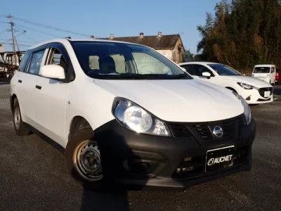 Nissan AD