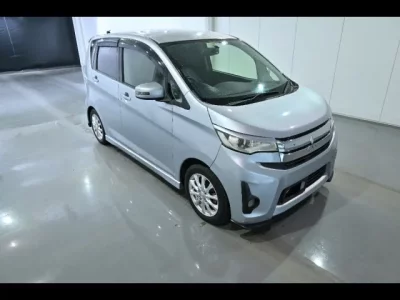 Mitsubishi EK CUSTOM