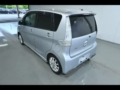 Mitsubishi EK CUSTOM