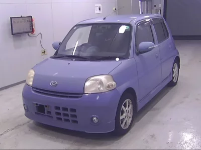 Daihatsu Esse