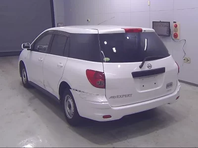 Nissan AD