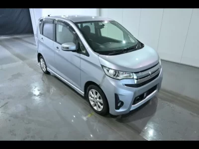 Mitsubishi EK CUSTOM