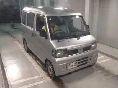 Nissan CLIPPER VAN