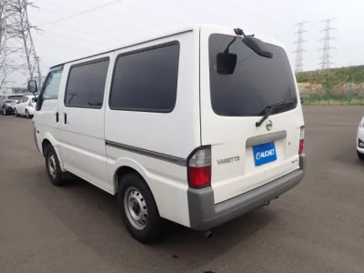 Nissan VANETTE VAN