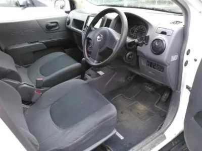 Nissan AD