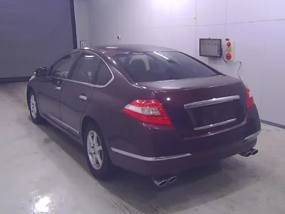Nissan TEANA