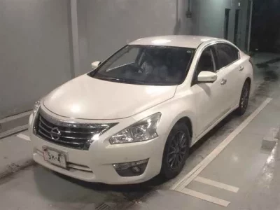 Nissan TEANA
