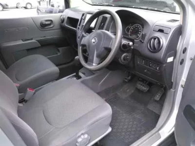 Nissan AD