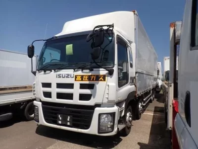 Isuzu GIGA