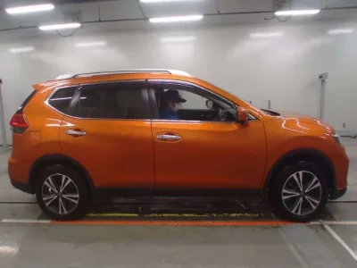 Nissan X-TRAIL