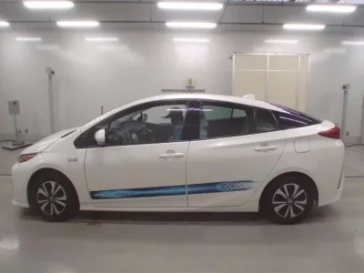 Toyota PRIUS PHV